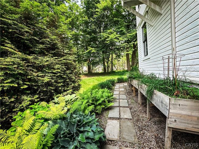7 Onondaga St, Condo with 3 bedrooms, 2 bathrooms and null parking in Skaneateles NY | Image 36