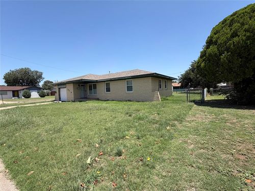 2112 N Canary Lane, Altus, OK, 73521 | Card Image