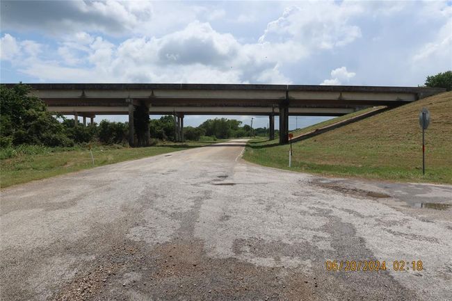 1046 Railhead Rd, Home with 0 bedrooms, 0 bathrooms and null parking in Columbus TX | Image 4