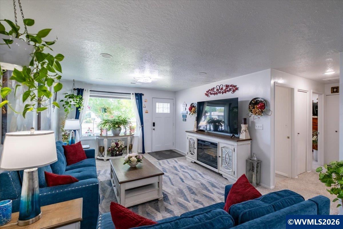 Residential in Woodburn 5