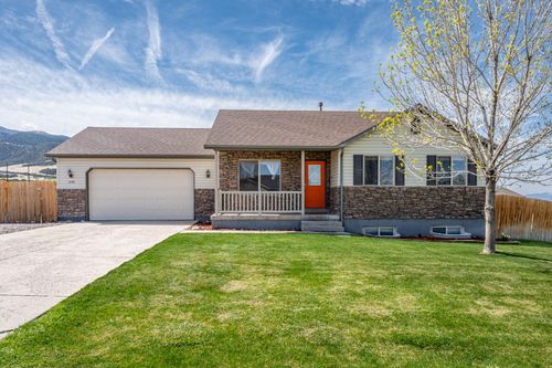 2192 E Saddleback View Dr, Enoch, UT, 84721-7561 | Card Image