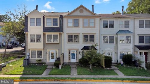 12158 Salemtown Dr, WOODBRIDGE, VA, 22192-6261 | Card Image