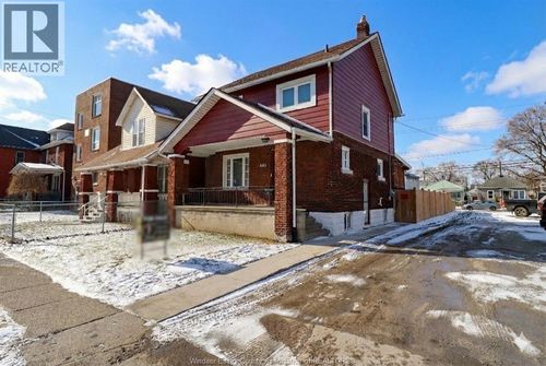 883 Pillette Rd, Windsor, ON, N8Y3B4 | Card Image