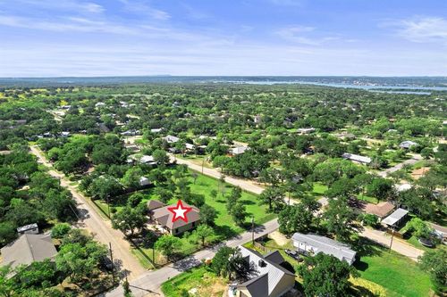 1404 Kingsvalley Dr, Granite Shoals, TX, 78654-1775 | Card Image