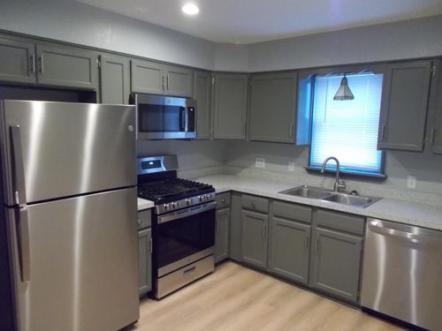 1042 Wright Ave, Toledo, OH, 43609-3026 | Card Image