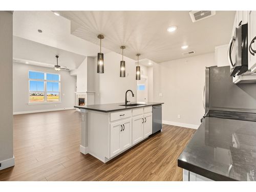 307-4260 Vulcan Creek Dr, Loveland, CO, 80538 | Card Image