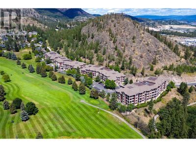 207 - 2770 Auburn Rd, Condo with 2 bedrooms, 2 bathrooms and 1 parking in West Kelowna BC | Image 2