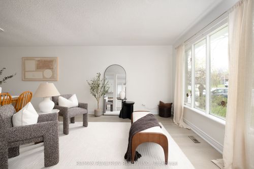 8 Courtice Cres, Collingwood, ON, L9Y4G1 | Card Image