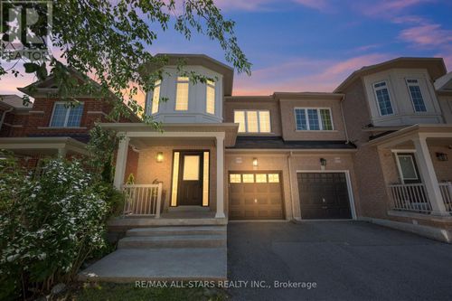 195 Richard Underhill Avenue, Whitchurch-Stouffville (Stouffville), ON, L4A0Z4 | Card Image
