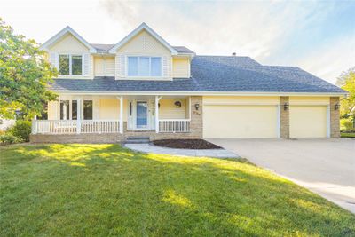 6766 Ceres Circle, Home with 4 bedrooms, 2 bathrooms and null parking in Johnston IA | Image 2