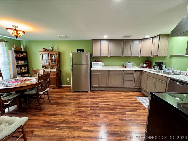 244 E Main St, House other with 2 bedrooms, 1 bathrooms and null parking in Big Cabin OK | Image 13