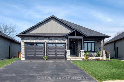 202 Orr St, Stratford, ON, N5A0J7 | Card Image