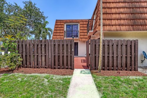 a-6335 Red Pine Ln, Greenacres, FL, 33415-6178 | Card Image