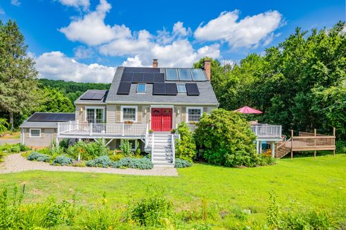 21 Long Meadow Rd, Bethlehem, CT, 06751-1116 | Card Image