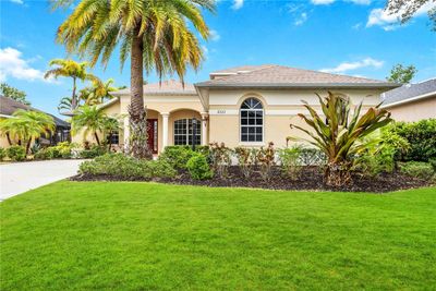 6333 Royal Tern Circle, House other with 4 bedrooms, 3 bathrooms and null parking in Lakewood Ranch FL | Image 3