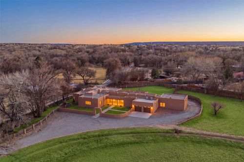 3 A Loma Manzanita, Santa Fe, NM, 87506 | Card Image