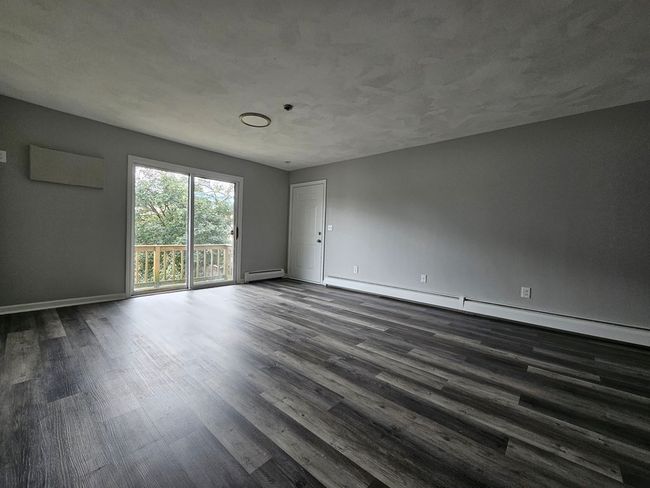 APT-4 - 434 Linden St, Condo with 3 bedrooms, 2 bathrooms and 2 parking in Fall River MA | Image 14