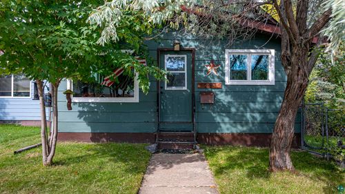 931 E Harvey St, Ely, MN, 55731-1629 | Card Image