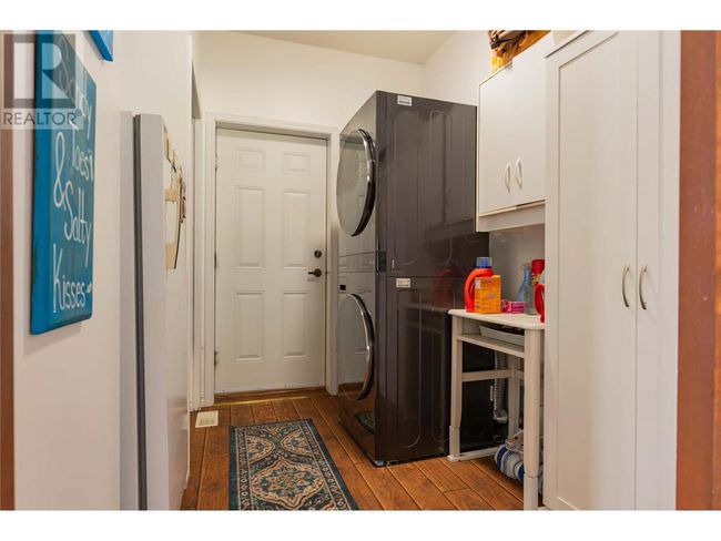 250 1 St Ave, House other with 3 bedrooms, 5 bathrooms and 3 parking in Kootenay Boundary BC | Image 37