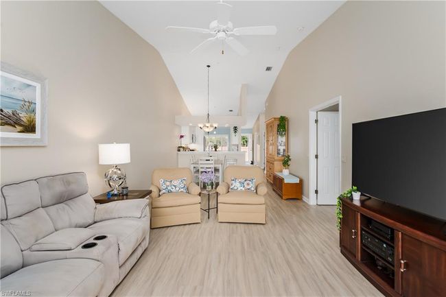 APT-6 - 6730 Beach Resort Dr, Condo with 2 bedrooms, 2 bathrooms and 1 parking in NAPLES FL | Image 12