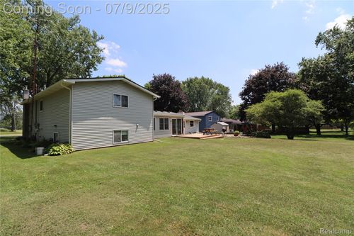 9360 Gale Rd, Goodrich, MI, 48438-9446 | Card Image