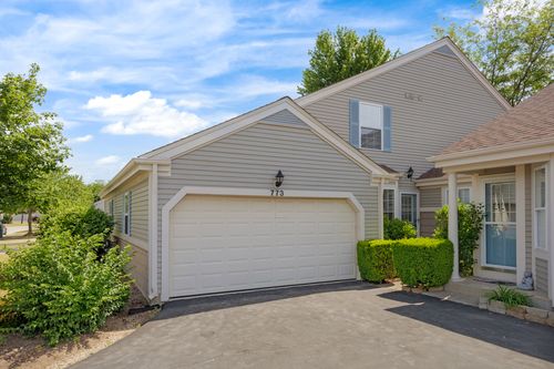 773 Village Cir, Marengo, IL, 60152-3635 | Card Image