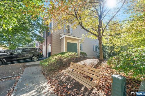 709 Donato Cir, Scotch Plains, NJ, 07076-1075 | Card Image