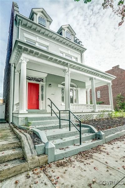 View of front of property featuring covered porch | Image 1