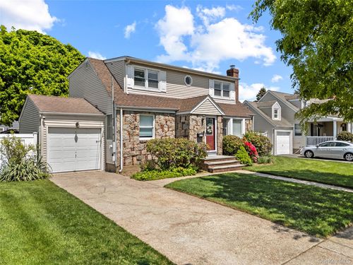 1855 Gerald Ave, East Meadow, NY, 11554-1002 | Card Image