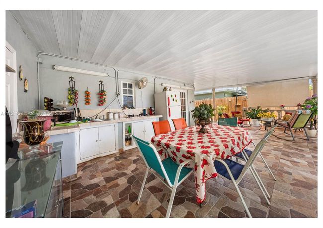 611 E 48 Th St, House other with 2 bedrooms, 2 bathrooms and null parking in Hialeah FL | Image 11