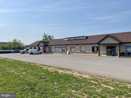 4922 Williamsport Pike, Martinsburg, WV, 25404-6577 | Card Image