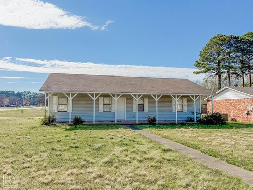 4415 Fox Meadow Cv, Jonesboro, AR, 72404-9398 | Card Image