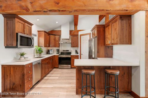 362 Scrub Oak Dr, Star Valley Ranch, WY, 83127-5128 | Card Image
