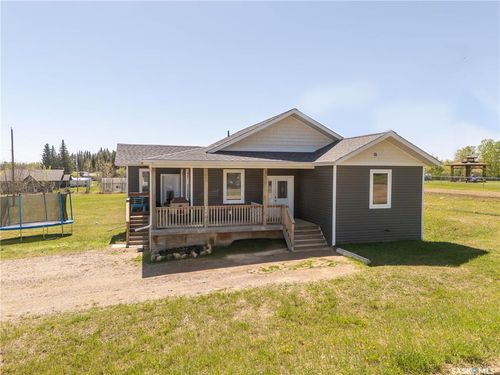 190 1 St W, Pierceland, SK, S0M2K0 | Card Image