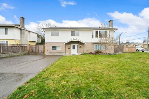 23095 117 Ave, Maple Ridge, BC, V2X2K3 | Card Image