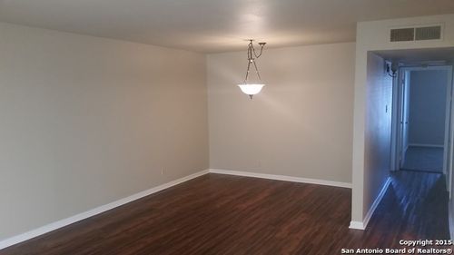 apt-209-8401 N New Braunfels Ave, San Antonio, TX, 78209-1107 | Card Image