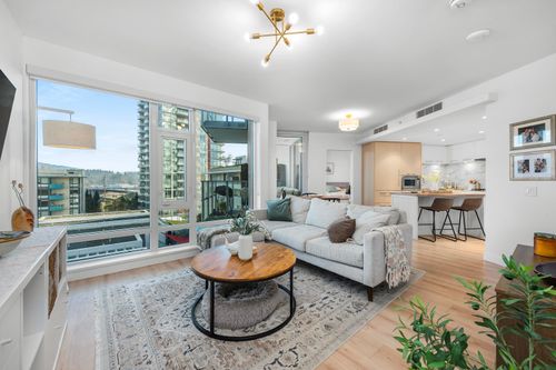 603-1500 Fern St, North Vancouver, BC, V7J0E6 | Card Image
