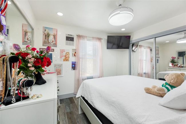 10814 Cane Grove Ln, House other with 3 bedrooms, 3 bathrooms and null parking in Houston TX | Image 16