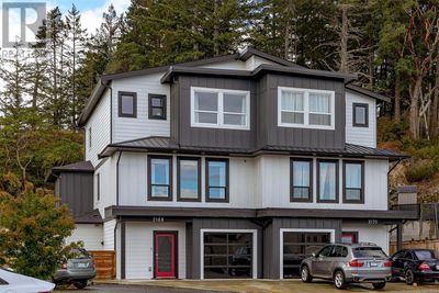 2168 Mountain Heights Dr, Home with 6 bedrooms, 4 bathrooms and 3 parking in Sooke BC | Image 2