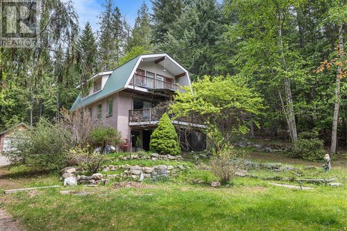 {{alt}} | Card Image