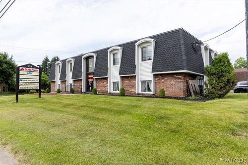 932 French Rd, Cheektowaga, NY, 14227-3632 | Card Image