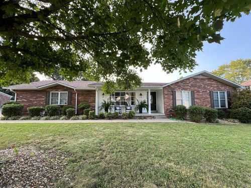 305 Elmer Dr, Morgantown, KY, 42261-8646 | Card Image