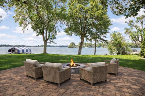 3890 Sunset Dr, Spring Park, MN, 55384-9634 | Card Image