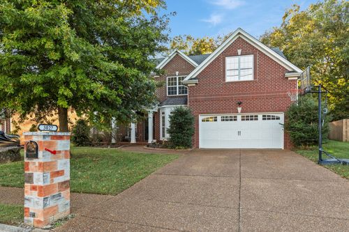 3027 Cairns Dr W, Mount Juliet, TN, 37122-8515 | Card Image
