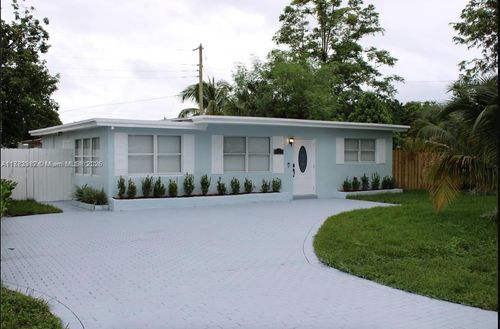 515 S 61st Ter, Hollywood, FL, 33023-1308 | Card Image