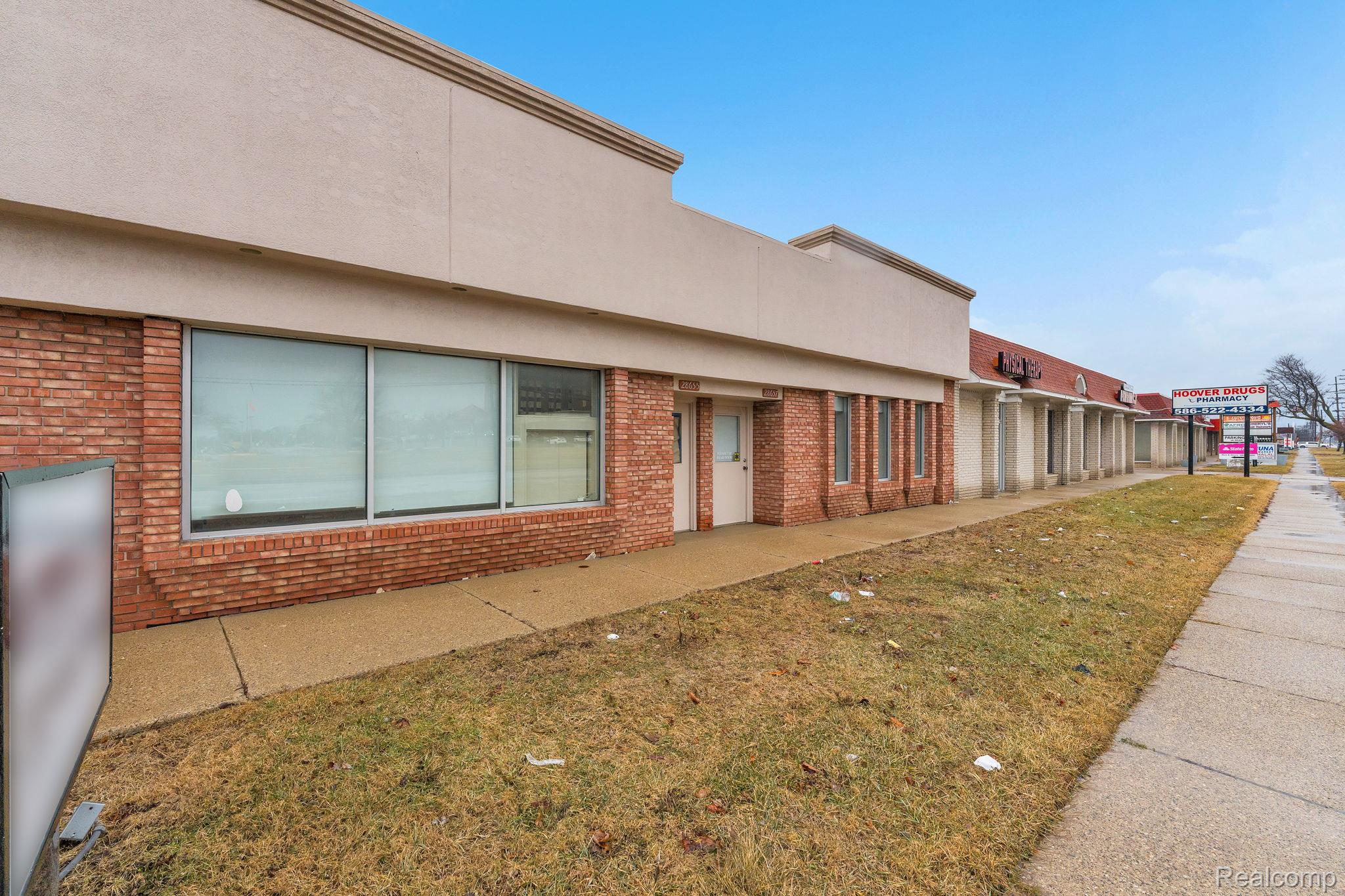 Commercial Lease in Warren 3