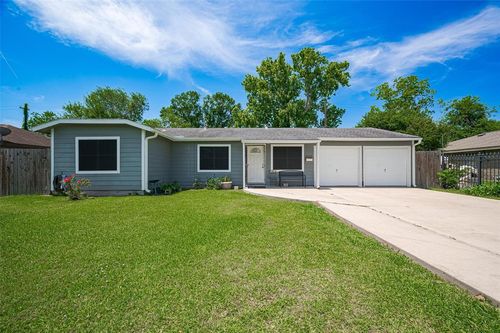 12735 Iroquois St, Houston, TX, 77037-2621 | Card Image