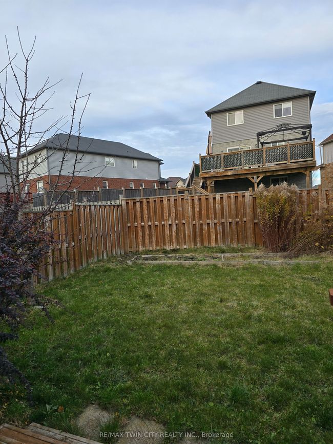 1316 Countrystone Dr, House other with 3 bedrooms, 3 bathrooms and 2 parking in Kitchener ON | Image 21
