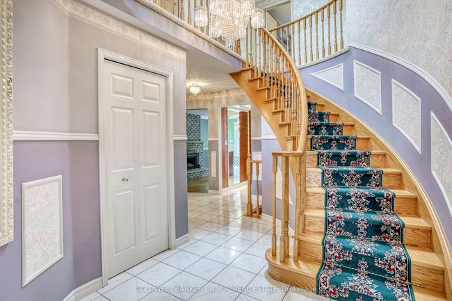 535 Peggoty Cir, House other with 3 bedrooms, 3 bathrooms and 4 parking in Oshawa ON | Image 4