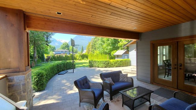 40211 Garibaldi Way, House other with 9 bedrooms, 8 bathrooms and 15 parking in Squamish BC | Image 28